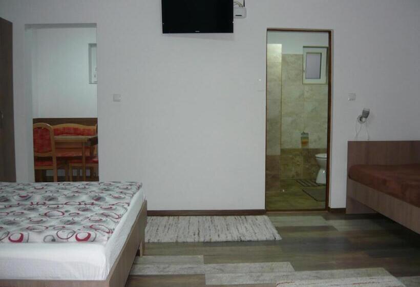 سوییت, Casa De Oaspeti Liviu