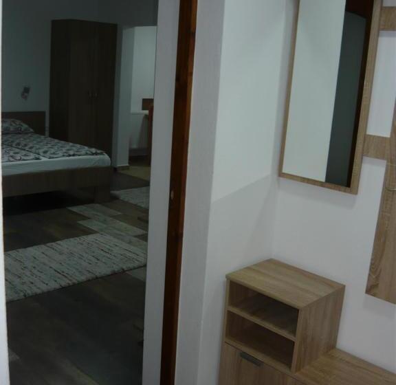 سوییت, Casa De Oaspeti Liviu