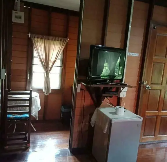 スタンダードバンガロー, Najjamee Bungalows