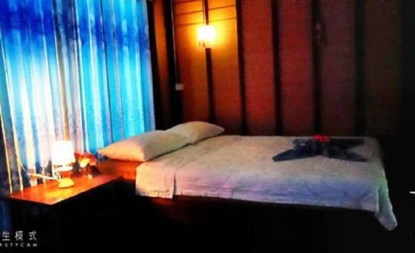 스탠다드 방갈로 정원 전망, Najjamee Bungalows