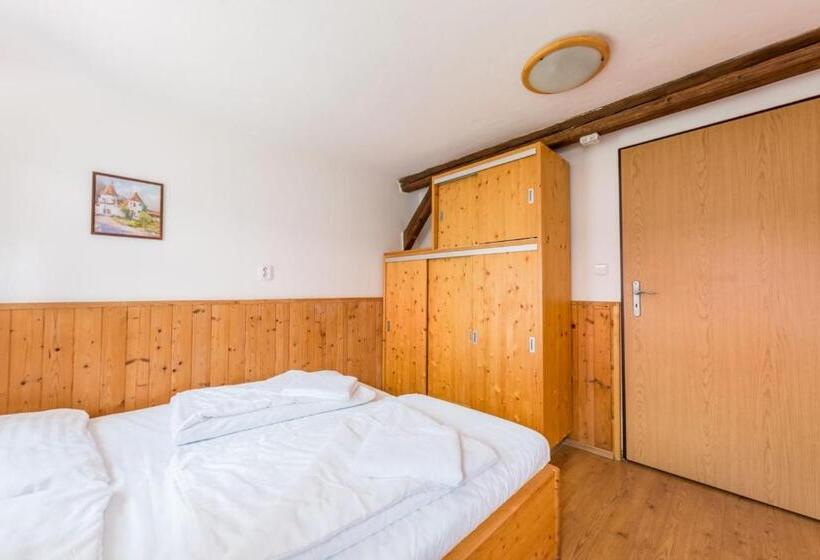 패밀리 룸, Penzion černý Vlk