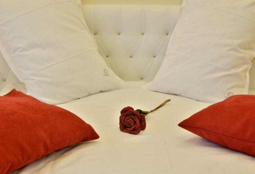 스탠다드 룸 킹사이즈 침대, Top Royal Central Brasov