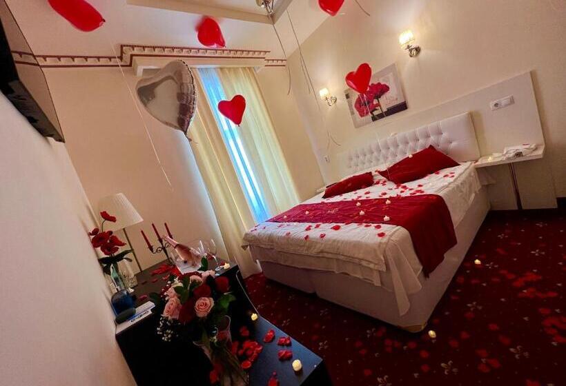 스탠다드 룸 킹사이즈 침대, Top Royal Central Brasov