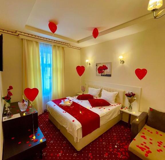 디럭스 4인 룸, Top Royal Central Brasov