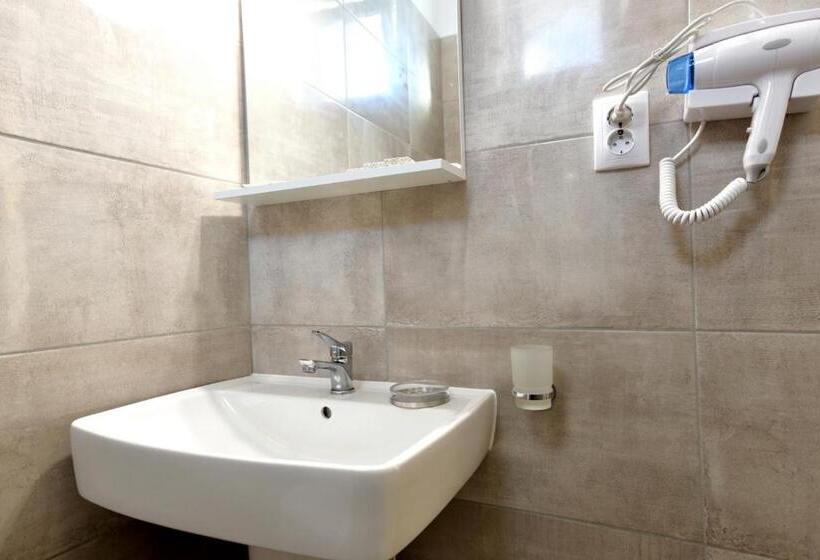 Трехместный Номер Deluxe, Top Royal Central Brasov