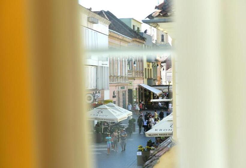 디럭스 4인 룸, Top Royal Central Brasov