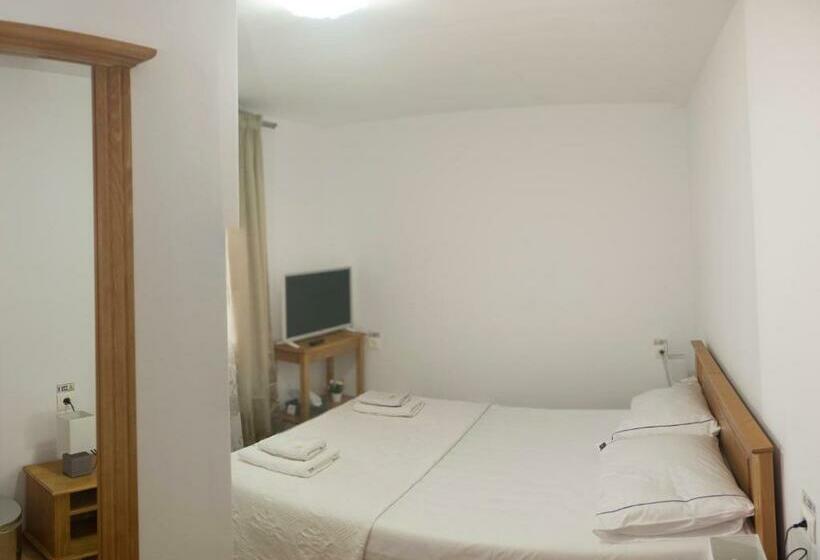 スタンダードルーム, Pensiunea Casa Maria