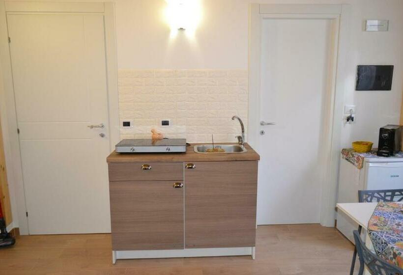 Quarto Familiar, Regina Lucia Casa Vacanze