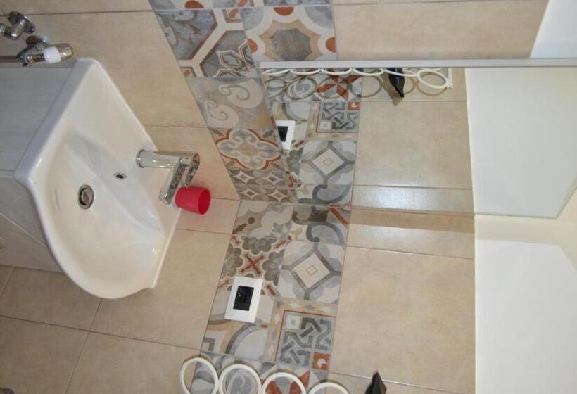 家庭间, Regina Lucia Casa Vacanze