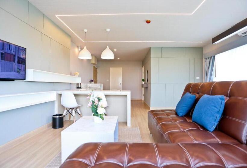 جناح مزوَّد بشرفة, Le Breeze Resort Hua Hin