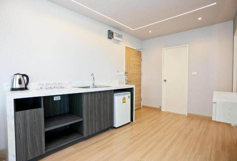 جناح مزوَّد بشرفة, Le Breeze Resort Hua Hin