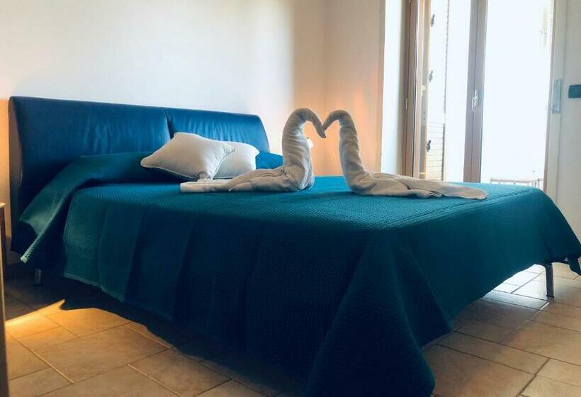 غرفة قياسية, Le Nuove Porte Di Taormina