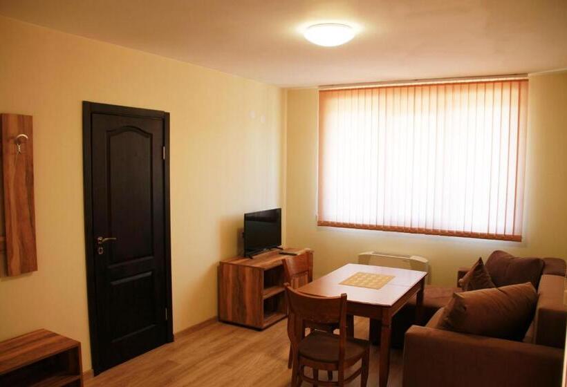 침실 2개 아파트, хотел александър