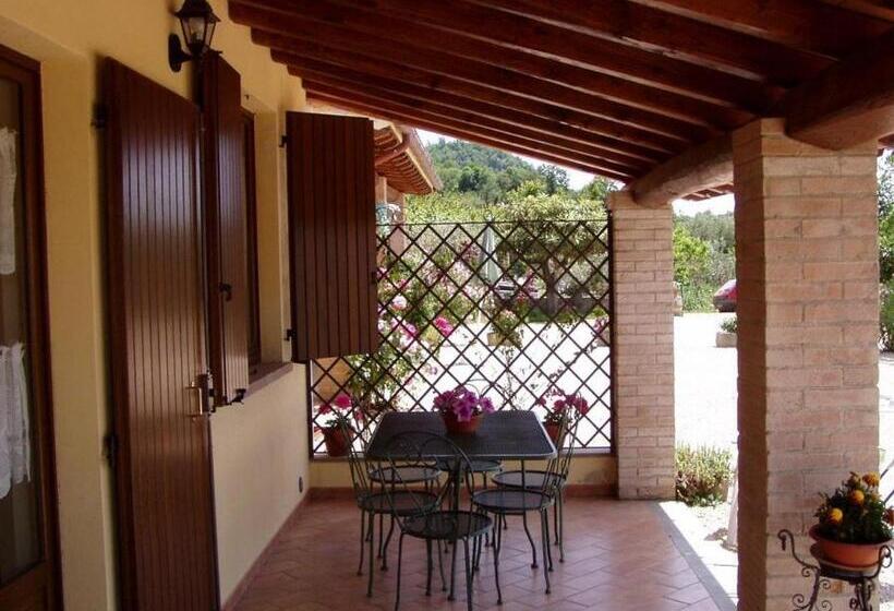 Апартаменты 3 Спальни, Agriturismo Casale Del Contadino