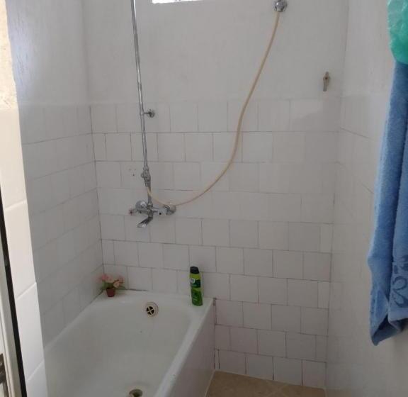 חדר סטנדרט לשלושה, рехатъ къща огнянови