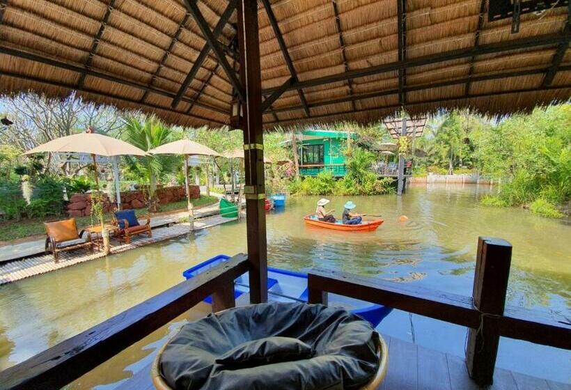 ファミリールーム, บ้านสวนในฝัน ตลาดน้ำท่าคา