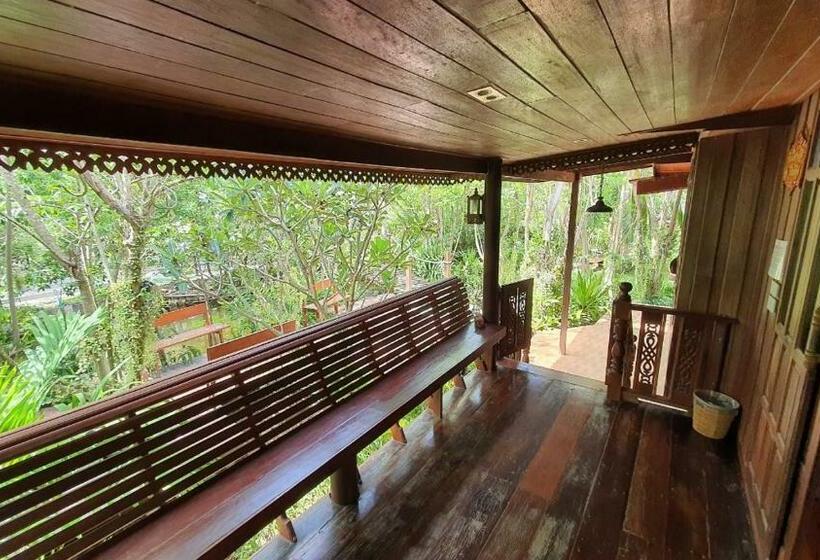 패밀리 룸, บ้านสวนในฝัน ตลาดน้ำท่าคา