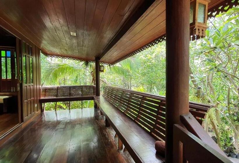 패밀리 룸, บ้านสวนในฝัน ตลาดน้ำท่าคา