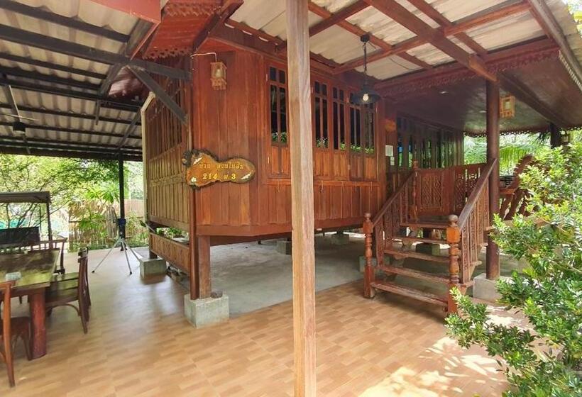 패밀리 룸, บ้านสวนในฝัน ตลาดน้ำท่าคา