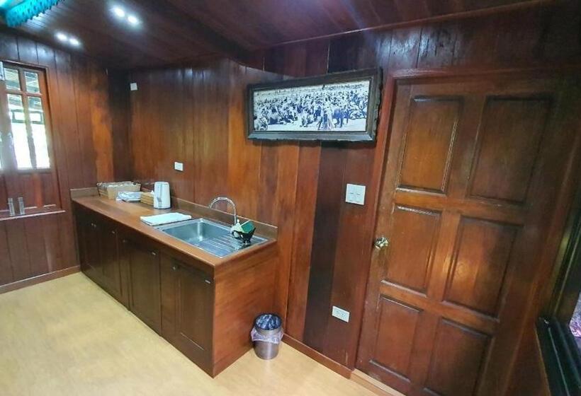 패밀리 룸, บ้านสวนในฝัน ตลาดน้ำท่าคา