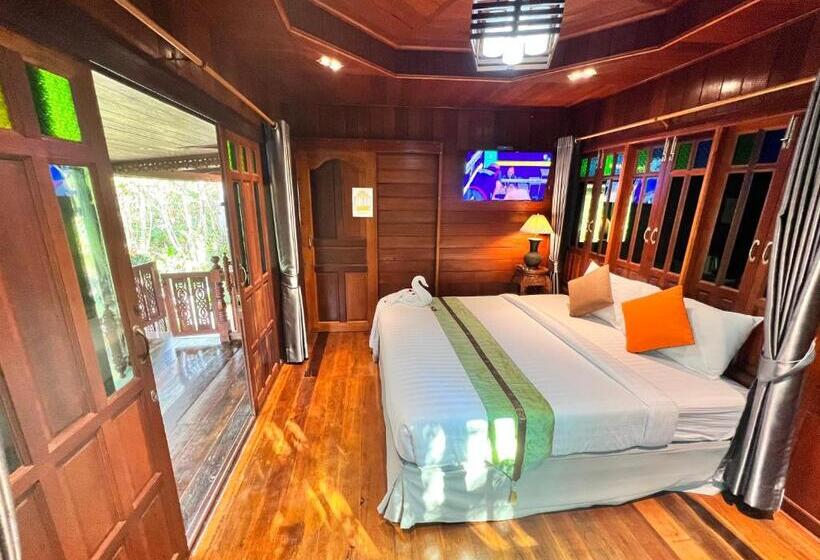 패밀리 룸, บ้านสวนในฝัน ตลาดน้ำท่าคา