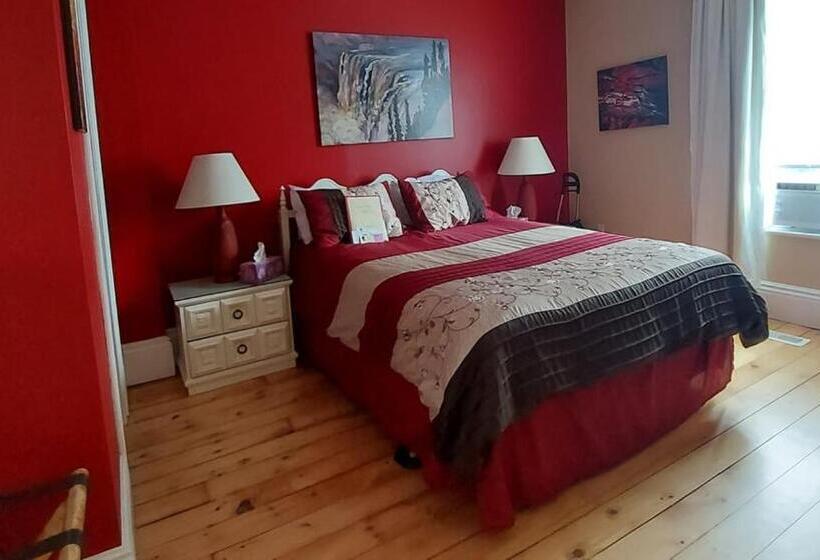 Номер Стандарт, Harrington House Picton