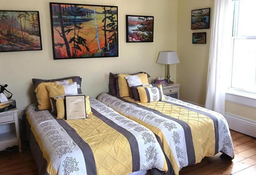 غرفة قياسية, Harrington House Picton