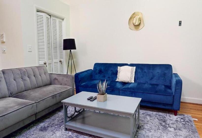 آپارتمان 3 خوابه, The Lofts At 107