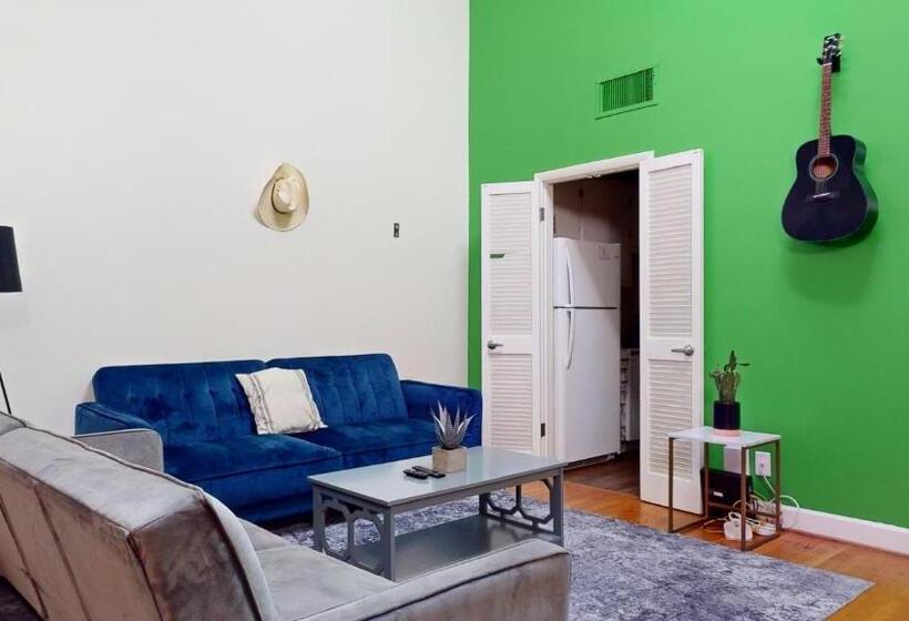 آپارتمان 3 خوابه, The Lofts At 107