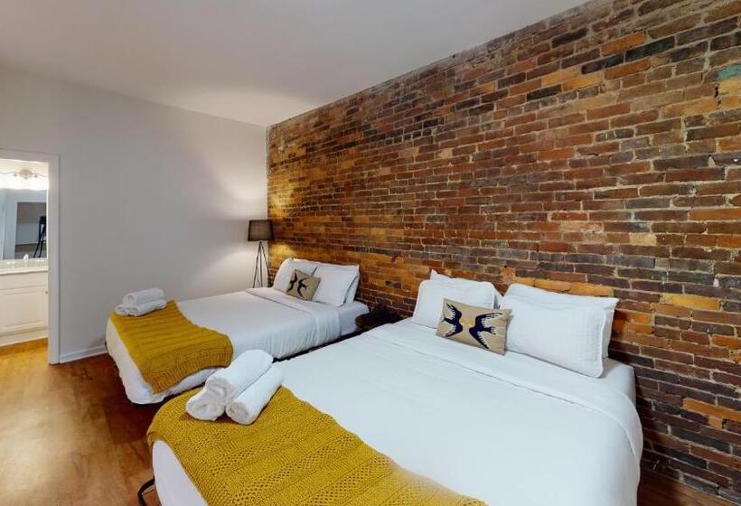 آپارتمان 2 خوابه, The Lofts At 107