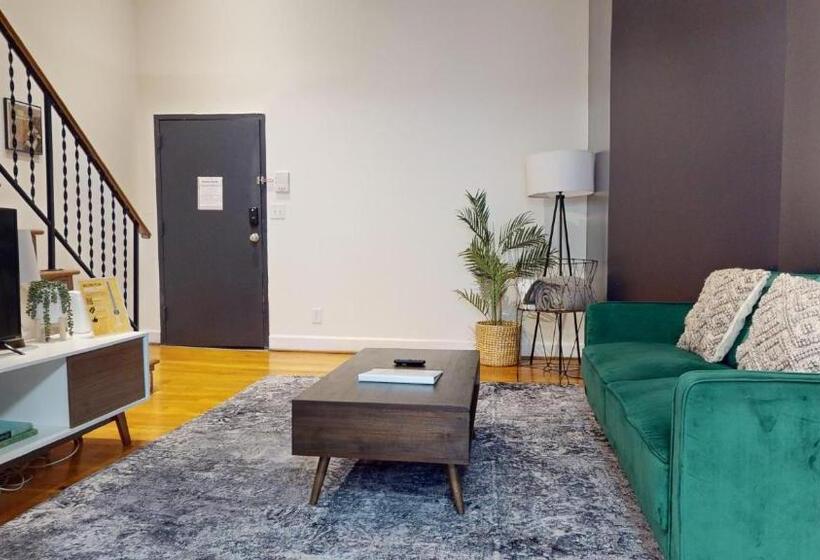 آپارتمان 1 خوابه, The Lofts At 107