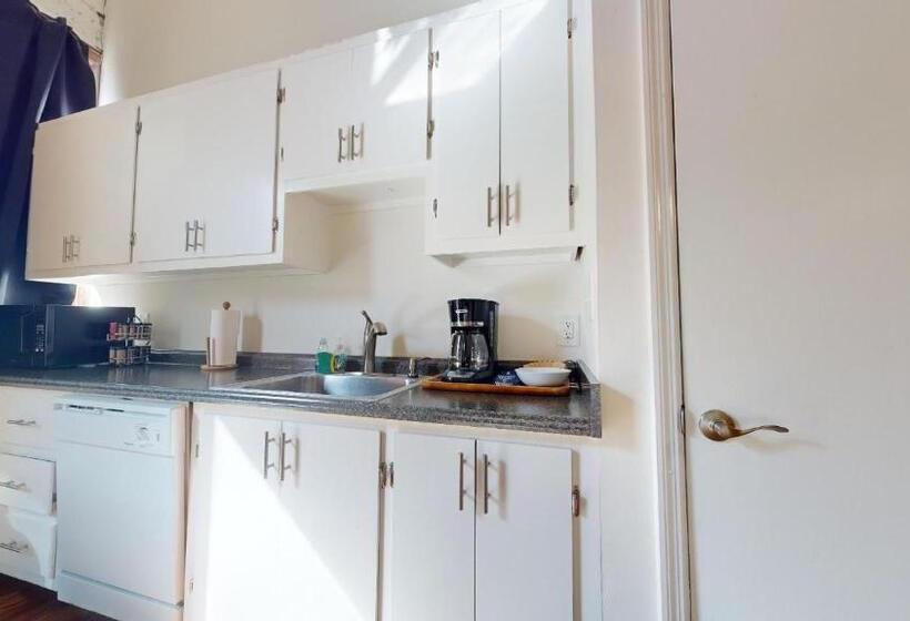 آپارتمان 1 خوابه, The Lofts At 107