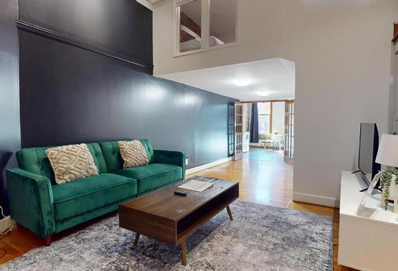 آپارتمان 1 خوابه, The Lofts At 107