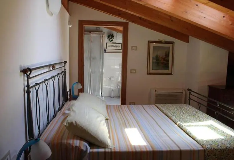 スタンダードルーム, Bed & Breakfast Lucy