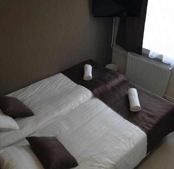 スタンダードルーム, Familia Panzió & Apartmanház Győr
