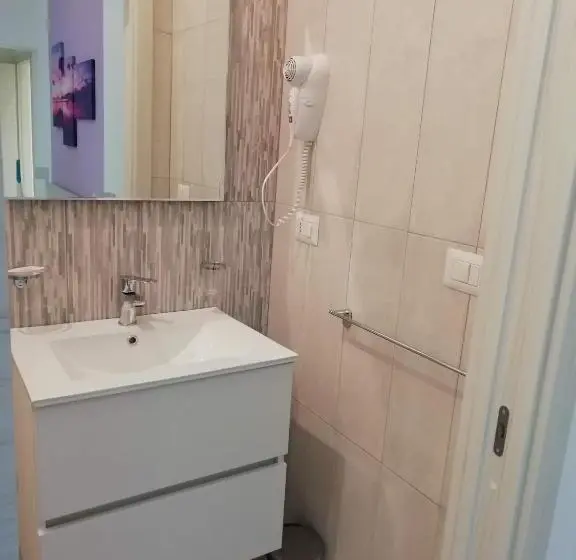 اتاق استاندارد, Flamingo Rooms