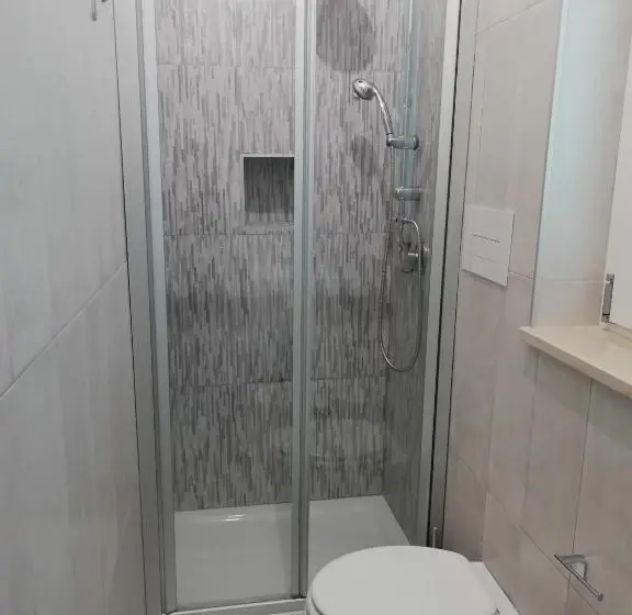 اتاق استاندارد, Flamingo Rooms