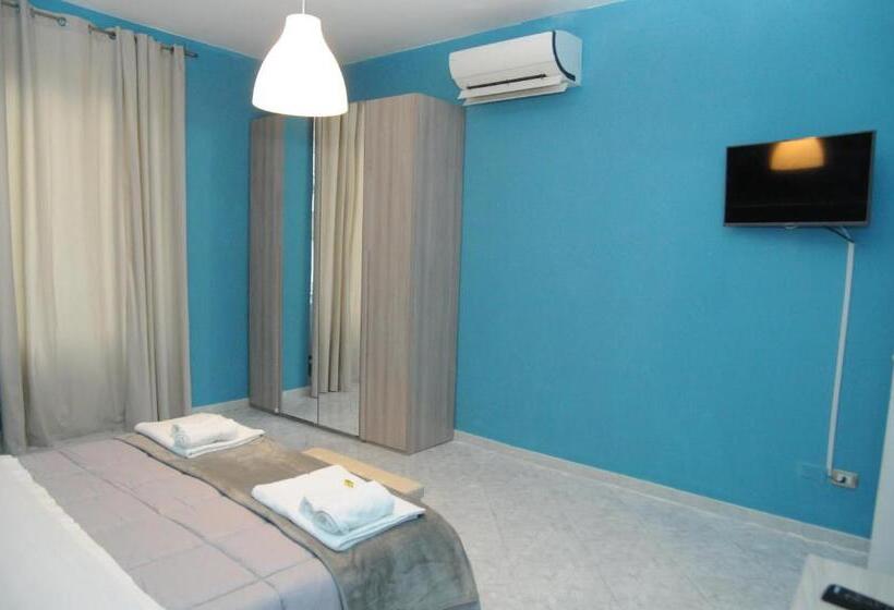 شقة غرفة واحدة, Same As Home