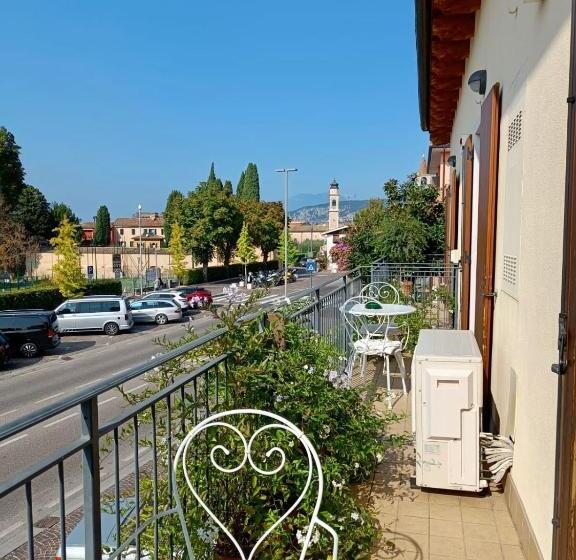 חדר סטנדרט עם מרפסת, Bed & Breakfast Lucy