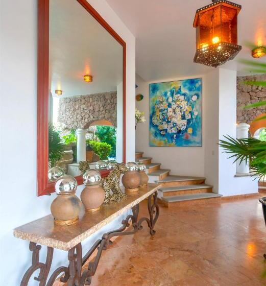 Люкс Вид на Море, Mi Otra Casa