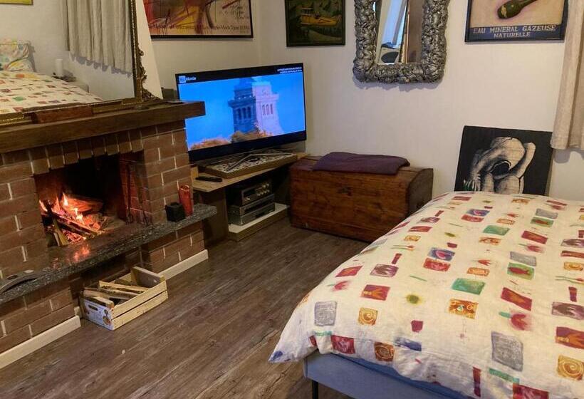 スーペリアールーム, Room Saronno + B&b