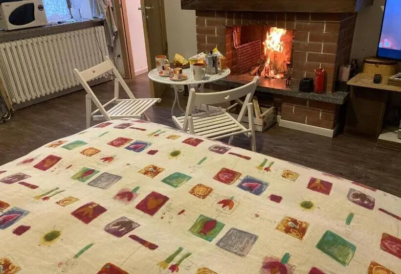 Superior-huone, Room Saronno + B&b