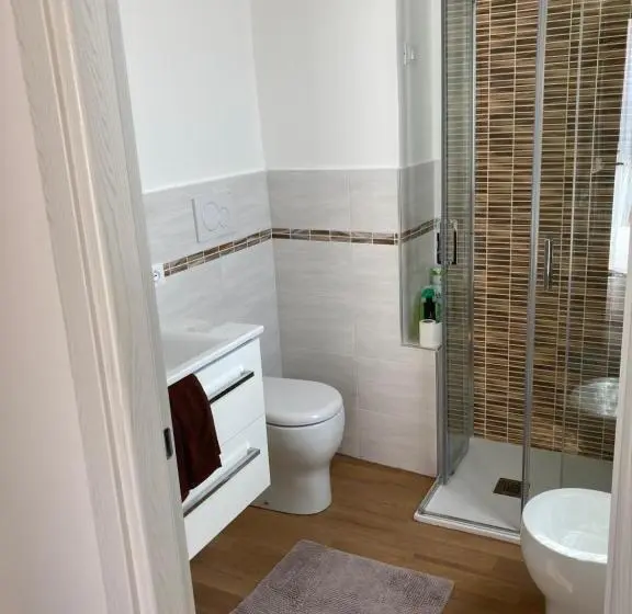 Deluxe-huone, Room Saronno + B&b