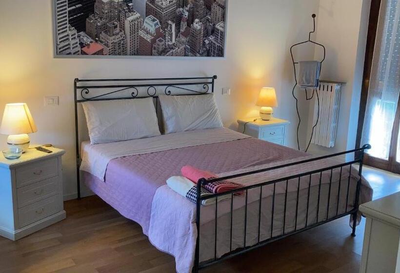 デラックスルーム, Room Saronno + B&b