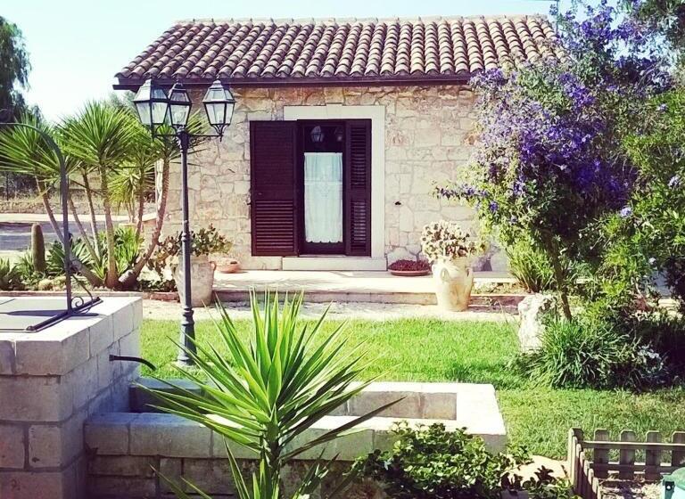اتاق استاندارد سه نفره, B&b Villa Giusy