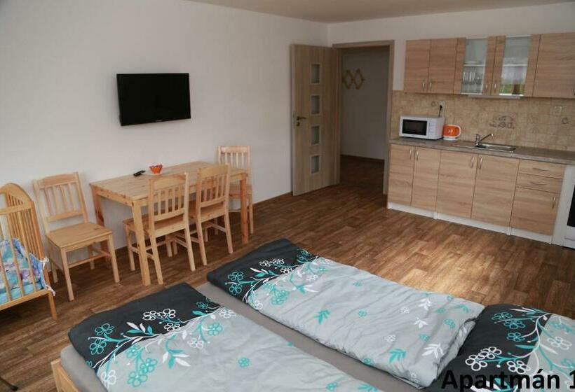 带1个卧室带观景的公寓, Chata Tánička