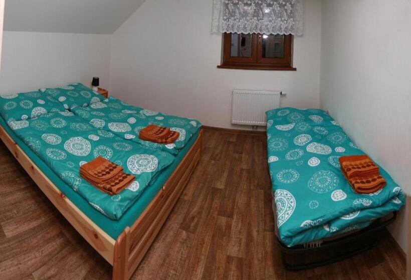 带2个卧室的公寓, Chata Tánička