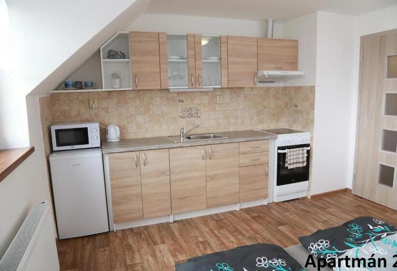 带1个卧室带观景的公寓, Chata Tánička