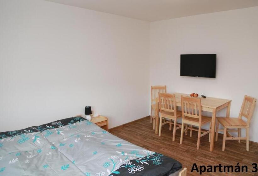 带1个卧室带观景的公寓, Chata Tánička