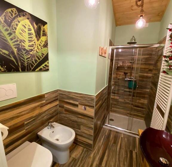 سوییت خانوادگی, Favola Exclusive B&b